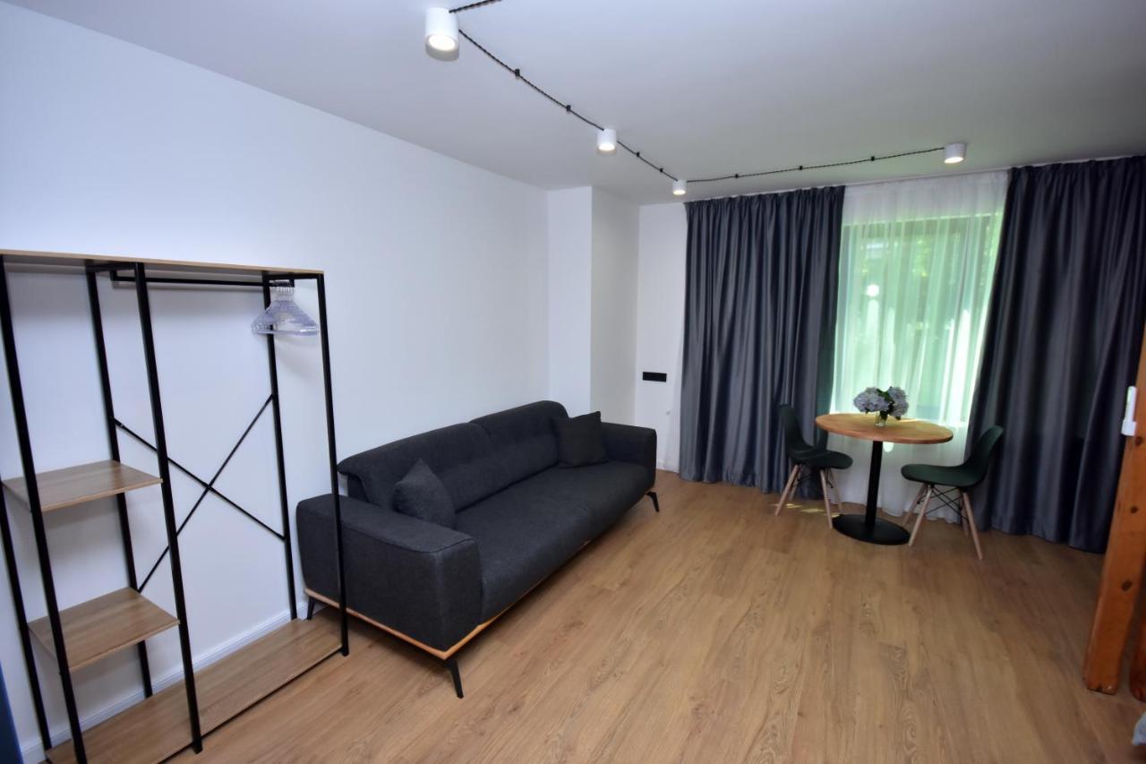 Pine Aparthotel เชคเวทิลี ภายนอก รูปภาพ