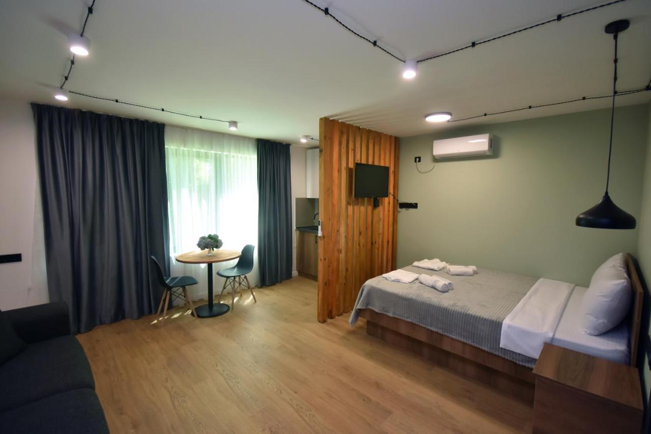 Pine Aparthotel เชคเวทิลี ภายนอก รูปภาพ