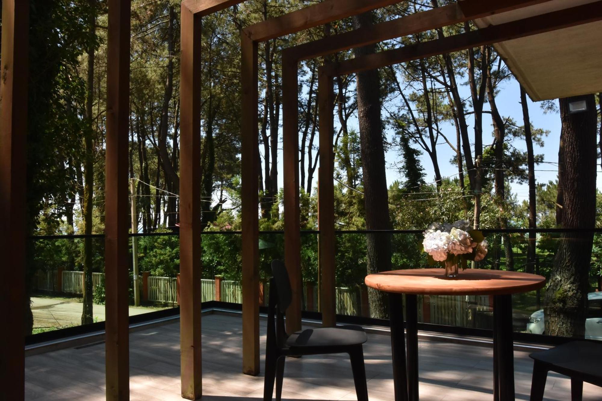 Pine Aparthotel เชคเวทิลี ภายนอก รูปภาพ
